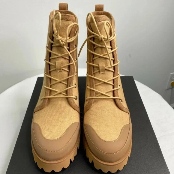 NEW J CREW Gwen canvas lace-up lug-sole boots 8 - Picture 4 of 15